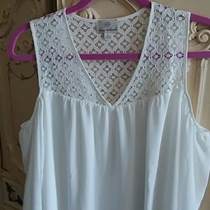 Blouse w/ cold shoulder